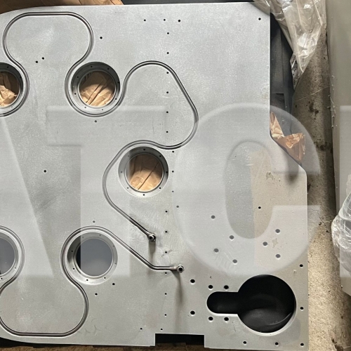 Plate TOP Altus(腔體上蓋)腔體需有水路