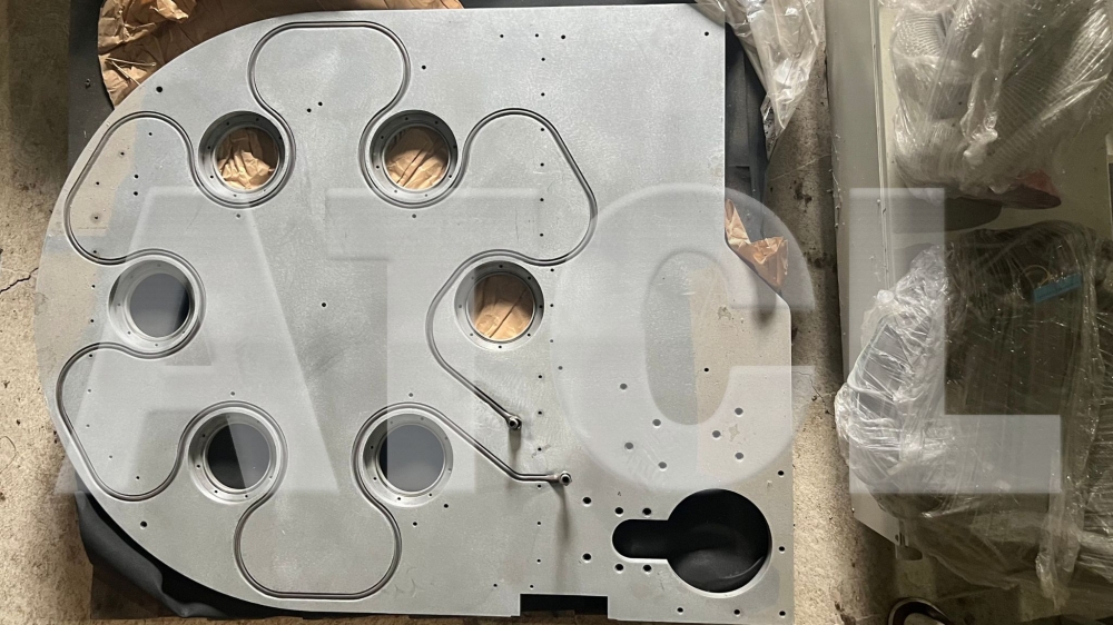 Plate TOP Altus(腔體上蓋)腔體需有水路