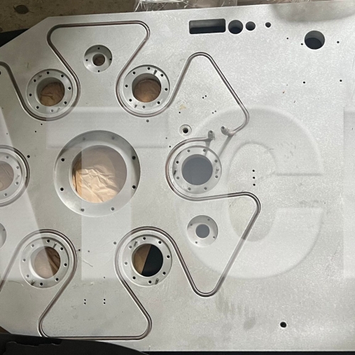 Plate Bottom Altus(腔體下蓋)腔體需有水路