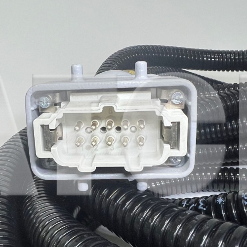 Unity M power cable 8 - 16PIN 15米 台製黑色浪管