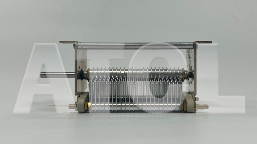 Capacitor,Air Gap,Shunt,490PF,1414URMS(73-1-45-45)